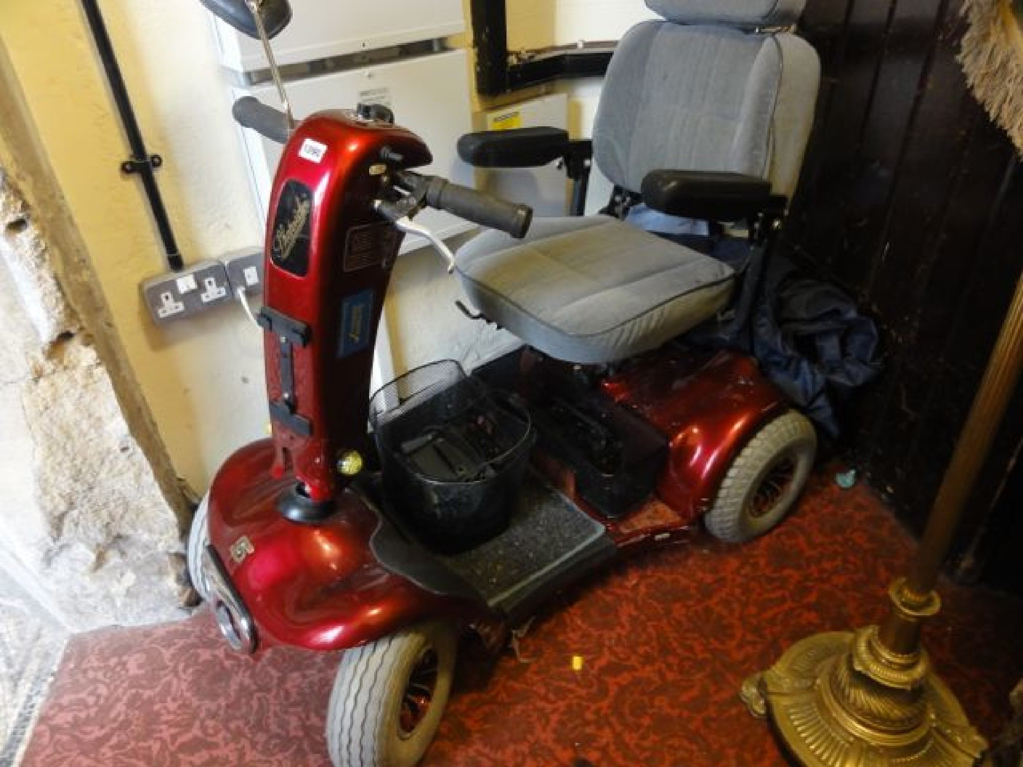 Appraisal: A Shoprider mobility scooter with US pat number