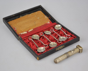 Appraisal: A cased set of six salt spoons made from Kreuzer