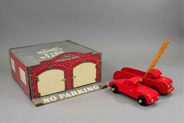 Appraisal: BUDDY 'L' FIRE STATION WITH CHIEF'S CAR AND LADDER Wooden