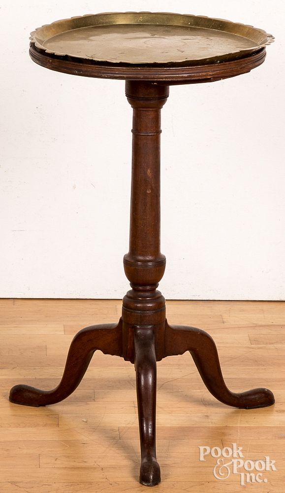 Appraisal: Queen Anne mahogany candlestand th c Queen Anne mahogany candlestand