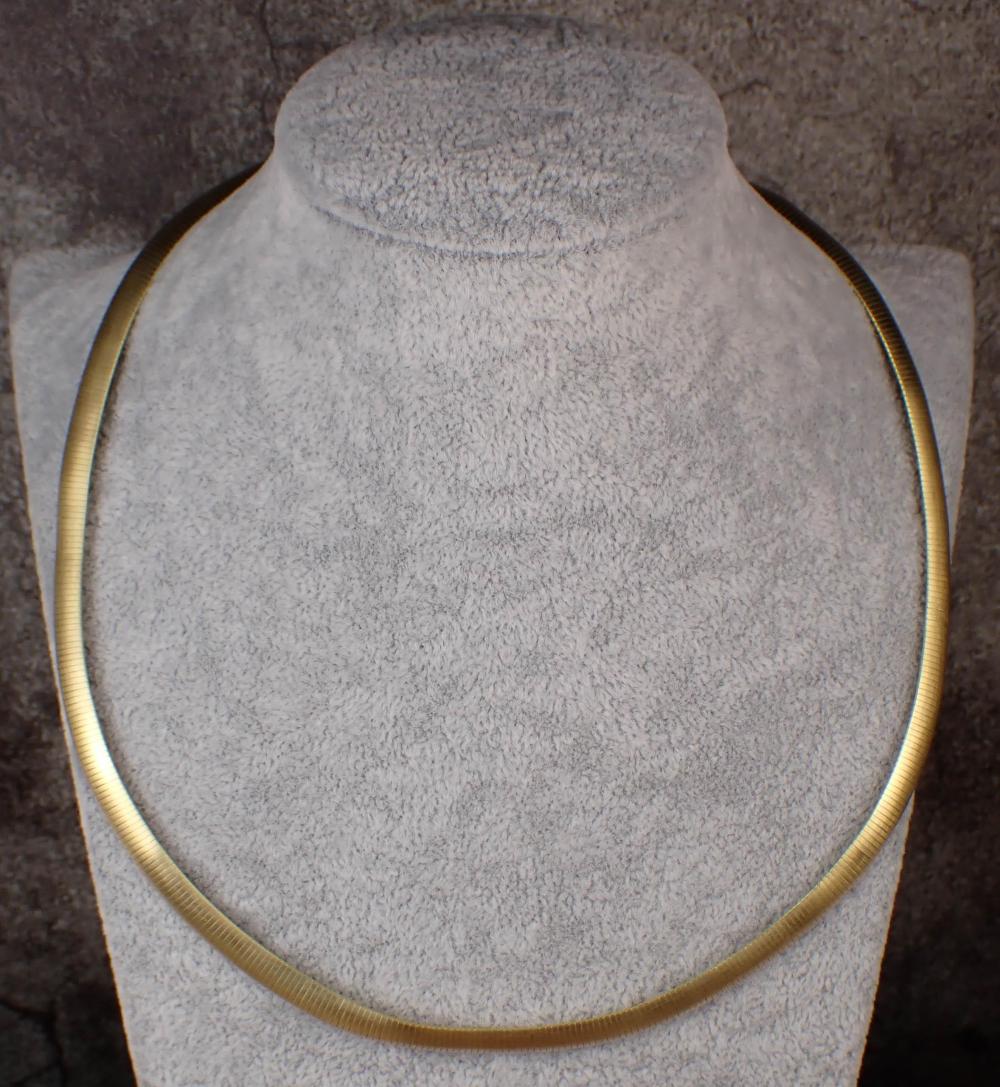 Appraisal: ITALIAN MADE FOURTEEN KARAT GOLD CHAIN NECKLACE The yellow gold