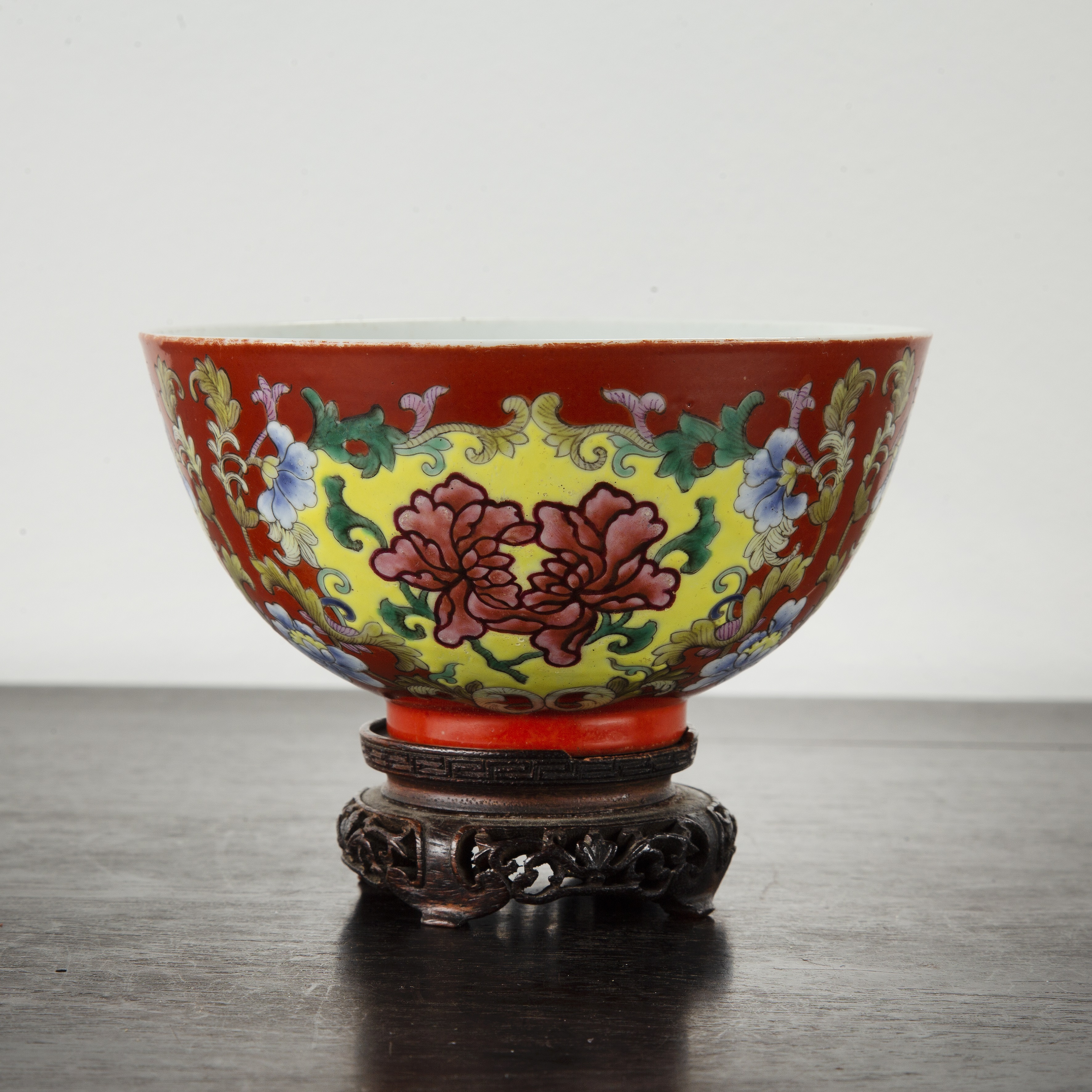 Appraisal: Floral decorated bowl Chinese Guangxu mark and period decorated with