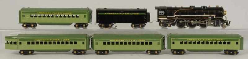 Appraisal: American Flyer Streamline Passenger Train Set Description American Pre-war Standard