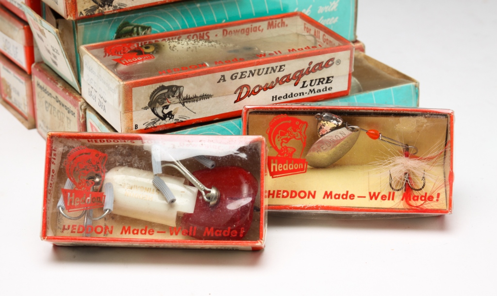 Appraisal: NINETEEN HEDDON DOWAGIAC FISHING LURES WITH BOXES American third quarter