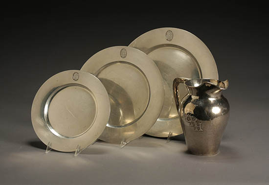 Appraisal: Nest of Three Worden-Munnis Co Sterling Chargers and an F