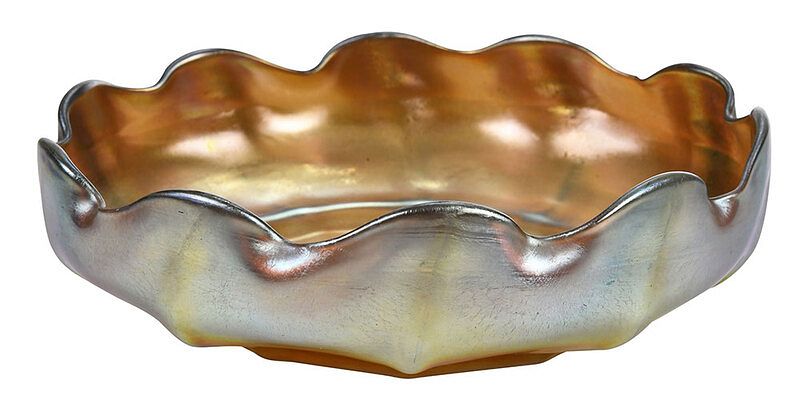 Appraisal: Tiffany Gold Favrile Art Glass Bowl American early th century