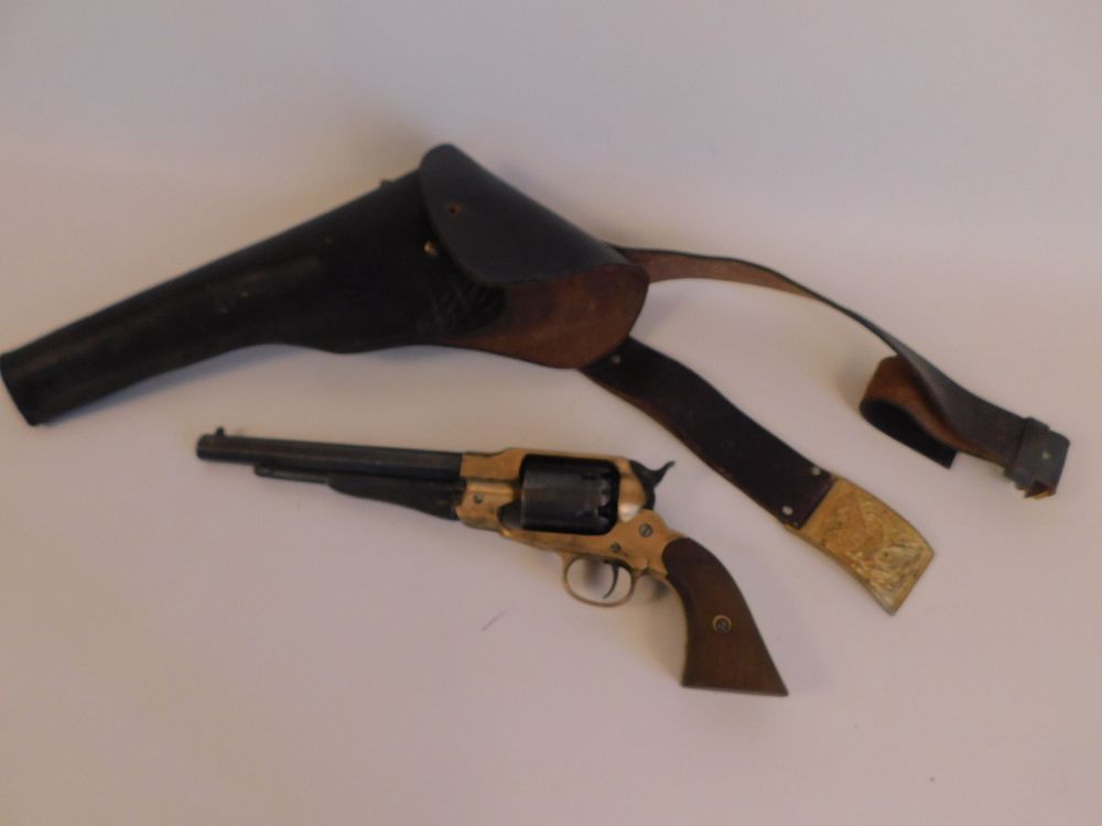 Appraisal: REPRO COLT CIVIL WAR PISTOL Vintage Italian reproduction of a