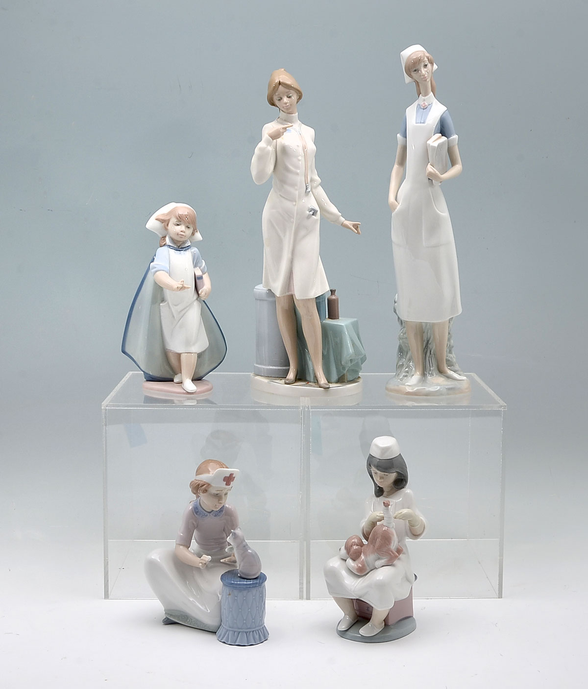 Appraisal: PC LLADROS NURSES DOCTOR LOT OF LLADRO FIGURES Young Nurse