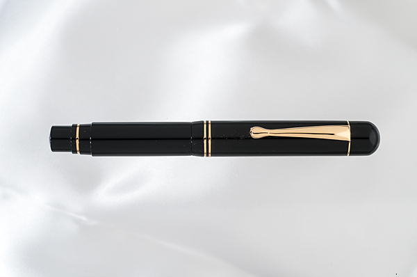 Appraisal: This Bexley extremely rare Prototype M Fountain Pen comes in