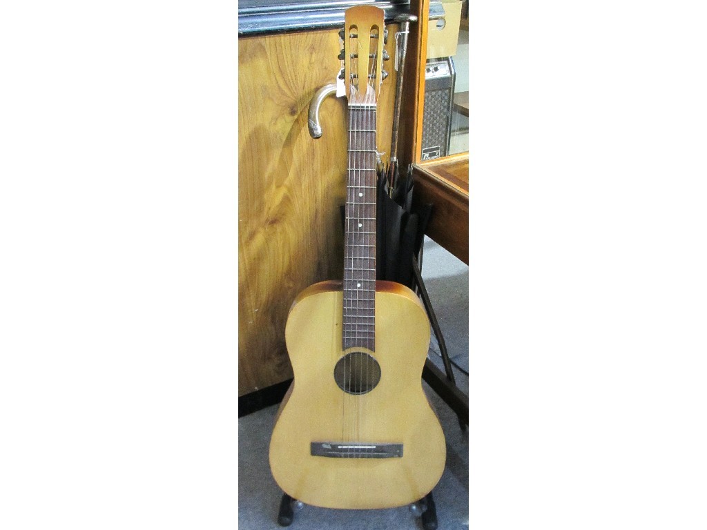 Appraisal: -string acoustic guitar