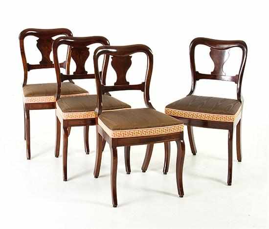 Appraisal: Set of four Classical mahogany side chairs probably New York