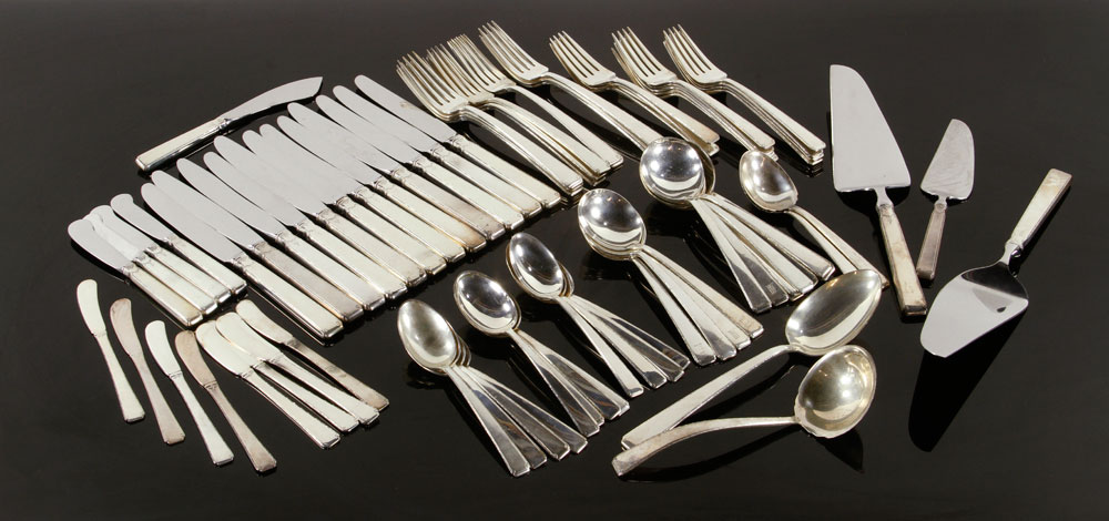 Appraisal: - Towle Sterling Flatware Set Sterling flatware set Old Lace