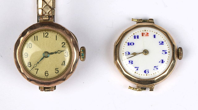 Appraisal: A LADY'S CT GOLD WRIST WATCH with white enamel dial