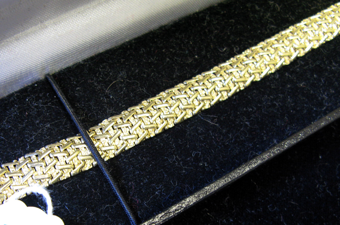 Appraisal: FOURTEEN KARAT GOLD CHAIN BRACELET - inches Weight grams