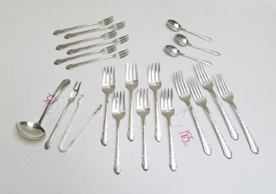 Appraisal: TWENTY-TWO PIECE ALVIN STERLING FLATWARE SET in the Chased Romantique