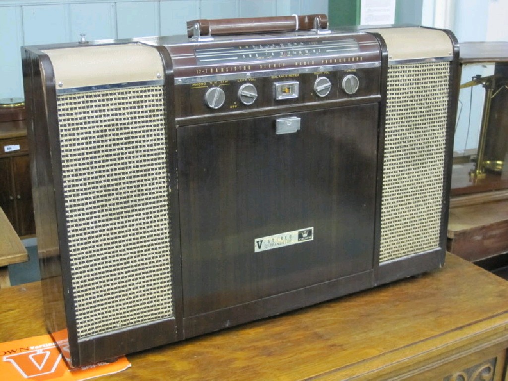 Appraisal: Crown portable stereo record player radio