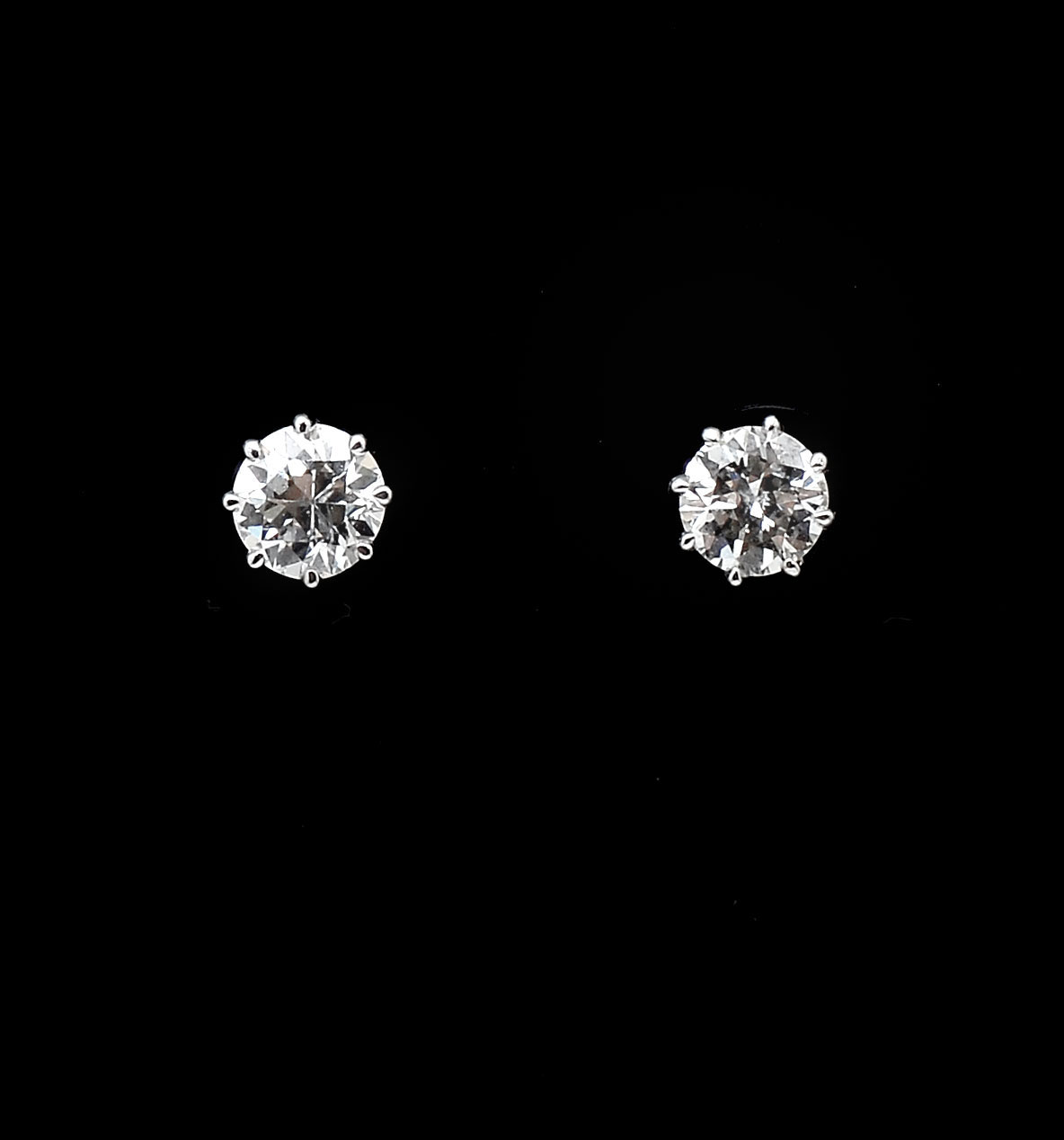 Appraisal: K CTW DIAMOND EAR STUDS CTW round brilliant period cut