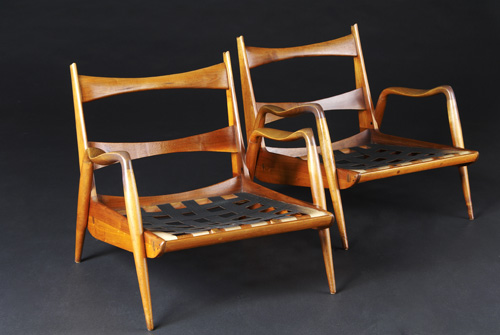 Appraisal: PHILLIP LLOYD POWELL Pair of walnut New Hope armchairs with