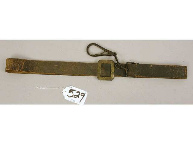 Appraisal: Excellent quality carbine hook and belt made for early motion