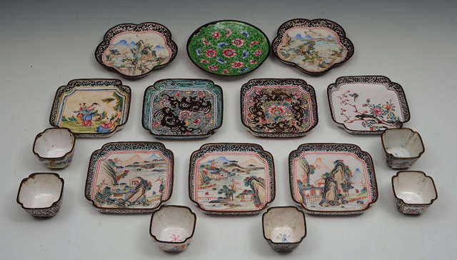 Appraisal: Nine small Chinese enamel dishes th Centuryincluding three square dishes