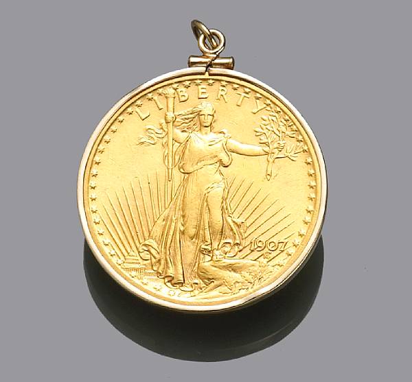 Appraisal: A gold coin pendant featuring a US Liberty gold coin