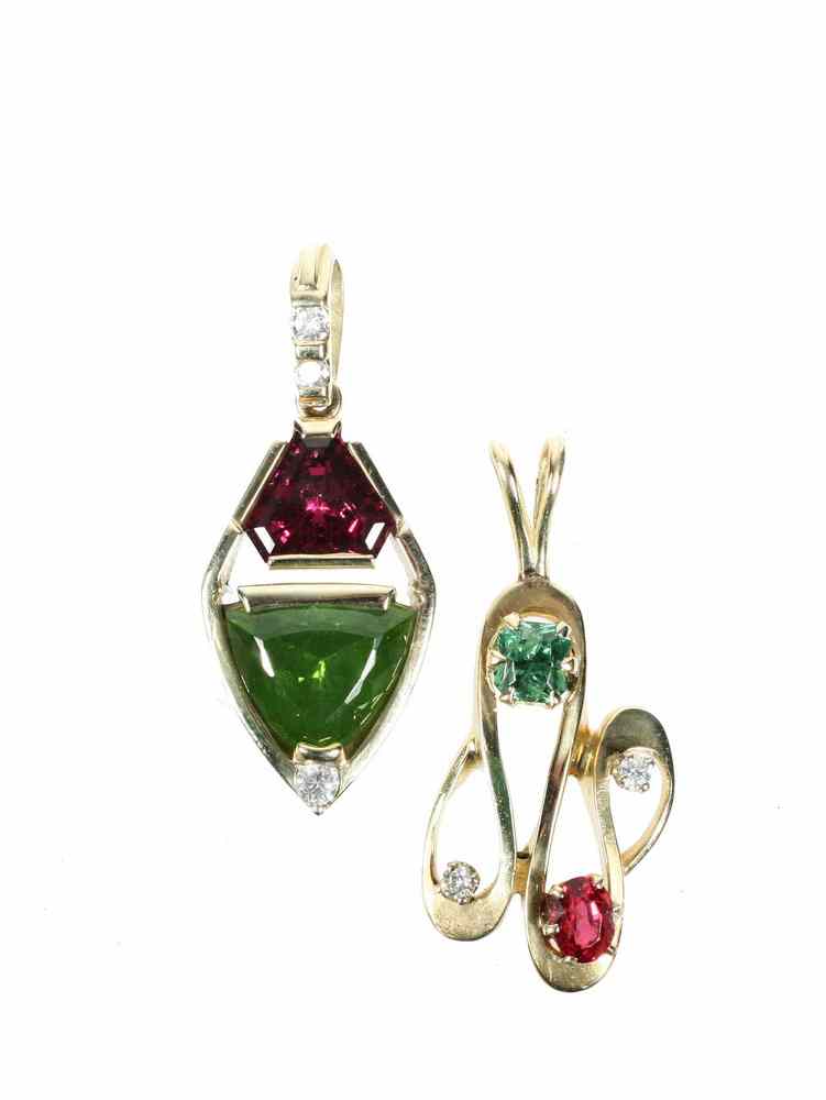 Appraisal: PENDANTS - gem set pendants the first a modified navette