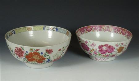 Appraisal: A Chinese famille rose bowl Quinlong period with floral decoration