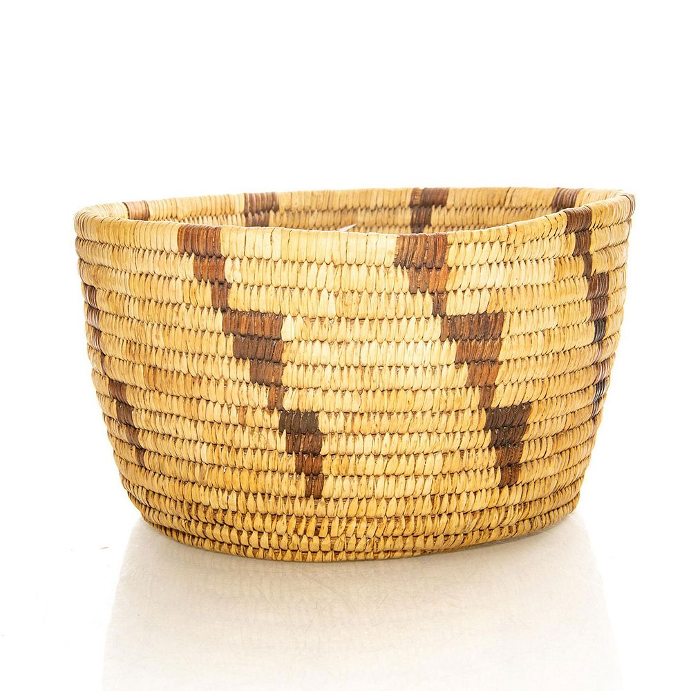 Appraisal: NATIVE AMERICAN TRIBAL WOVEN ARROWHEADS BASKET BOWL Traditional design with