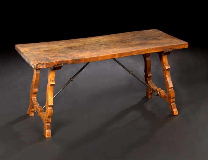 Appraisal: Spanish Provincial Walnut Bench the rectangular top raised on shaped