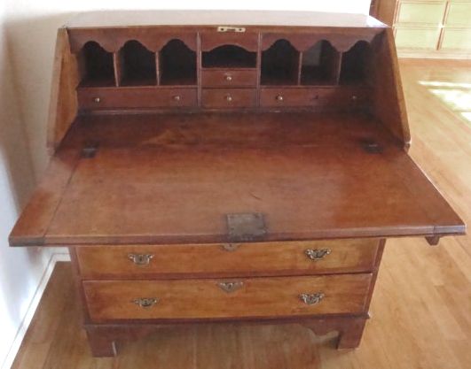 Appraisal: th Century Chippendale slant-lid desk Provenance Former collection of the