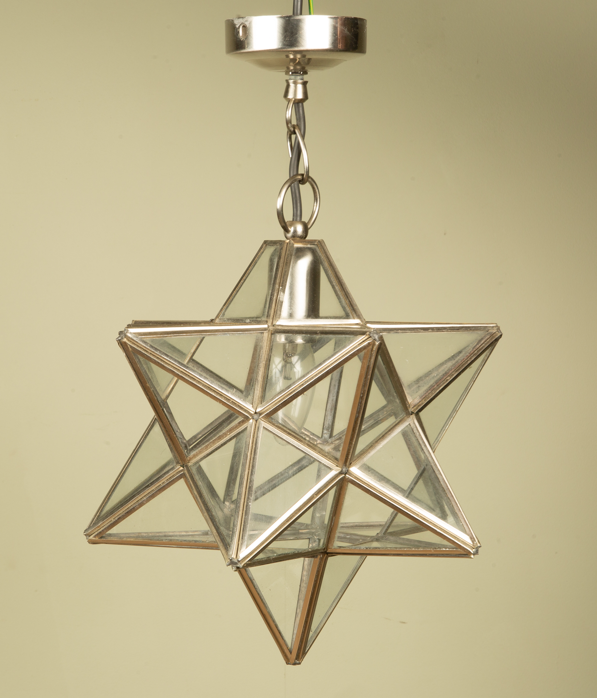 Appraisal: A Stella glass pendant light fitting cm wide x cm