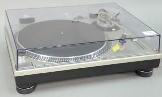 Appraisal: Technics Quartz SL- MK professional turntable