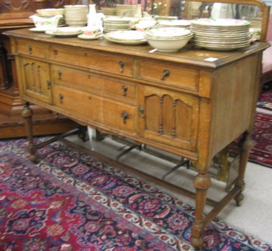 Appraisal: WILLIAM MARY STYLE OAK SIDEBOARD American c 's having a