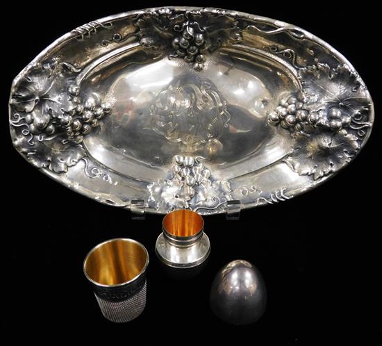 Appraisal: SILVER Sterling silver tray measure and egg with cups oval