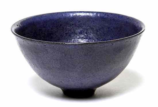 Appraisal: A Gertrud and Otto Natzler Pottery Bowl of circular form