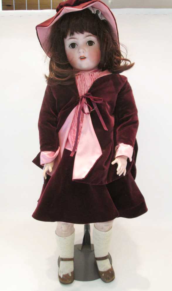 Appraisal: ALT BECK GOTTSCHALCK BISQUE SOCKET HEAD CHILD DOLL with brown