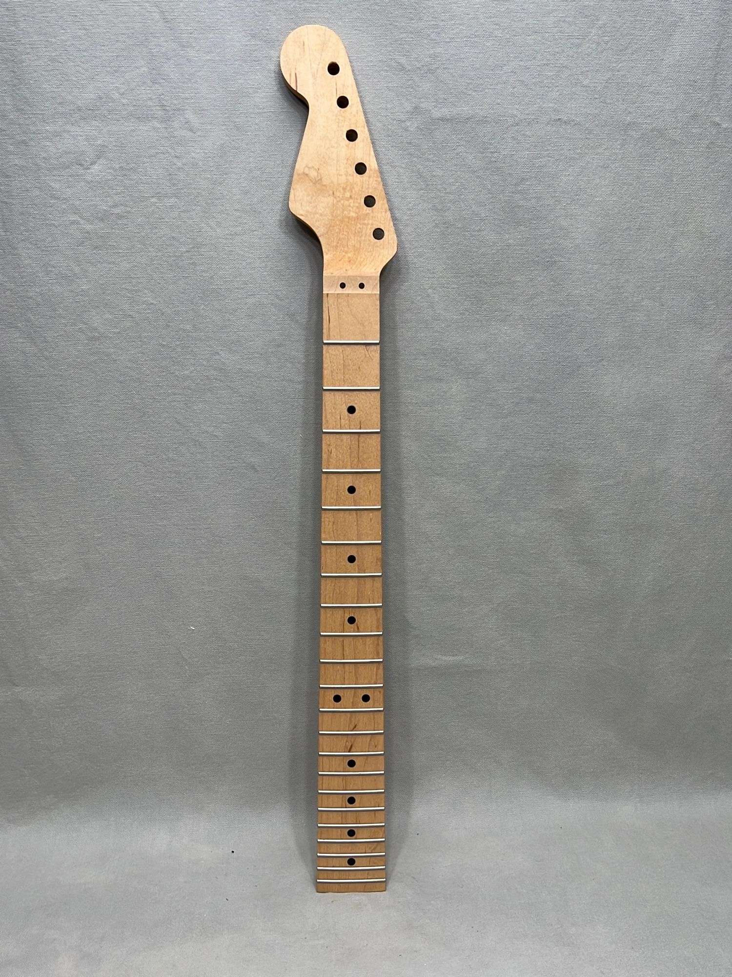 Appraisal: Warmoth maple strat neck in boxWarmoth maple strat neck in