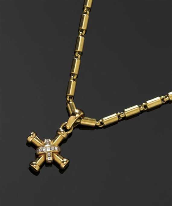 Appraisal: NECKLACE WITH GOLD AND DIAMOND PENDANT BULGARI Yellow gold Casual-elegant