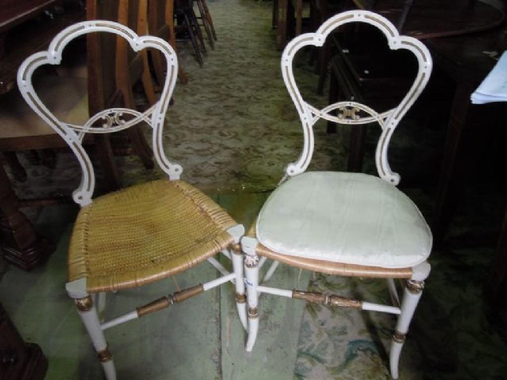 Appraisal: A pair of Victorian lightweight bedroom occasional chairs with balloonback