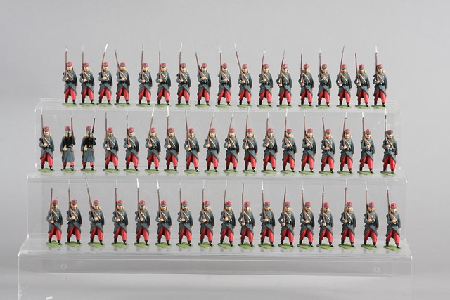 Appraisal: Lot of Britains Frenchline Infantry marching repainted in matte colors