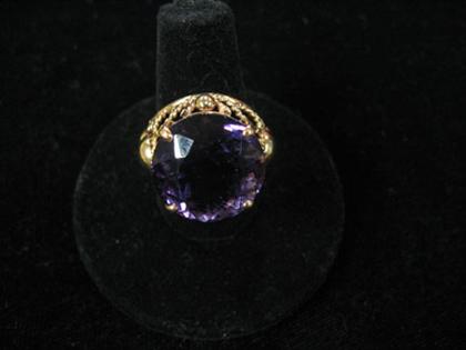 Appraisal: karat rose gold and amethyst ring Ring size