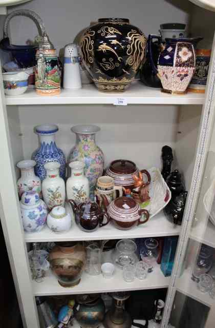 Appraisal: A LARGE QUANTITY OF MISCELLANEOUS CERAMICS AND GLASSWARE to include