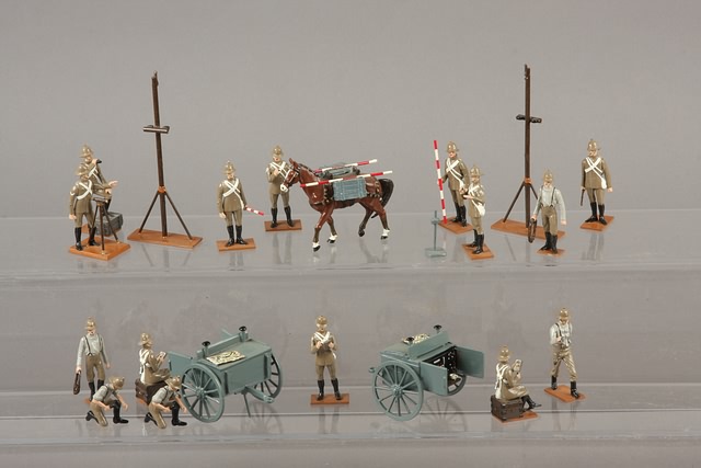 Appraisal: Lot of pc by Fusilier miniatures metal depicting telegraph unit