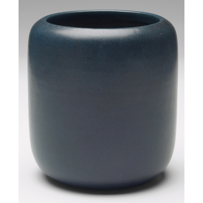 Appraisal: Marblehead vase cylindrical shape covered in a blue matte glaze