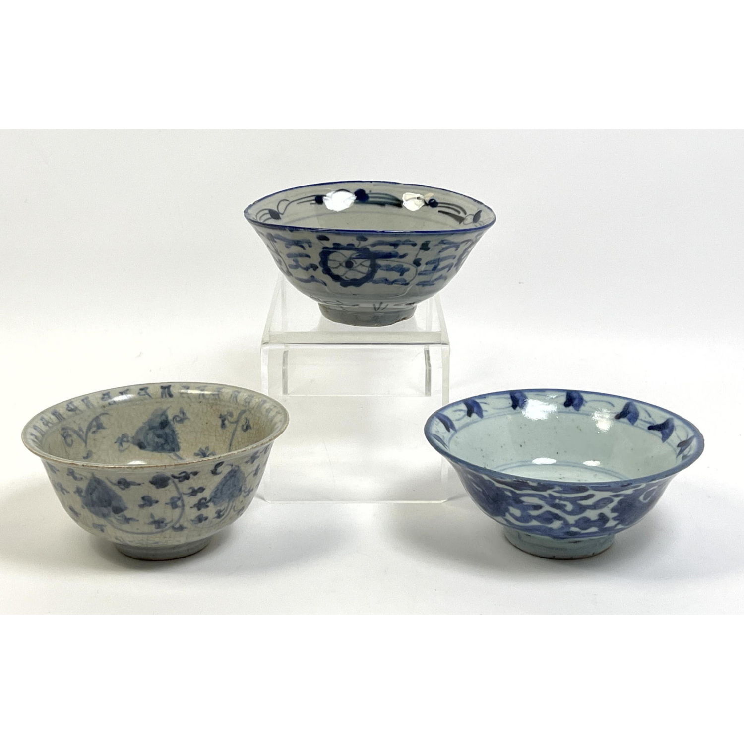 Appraisal: pcs Chinese Bowls Blue decorated H x W x D