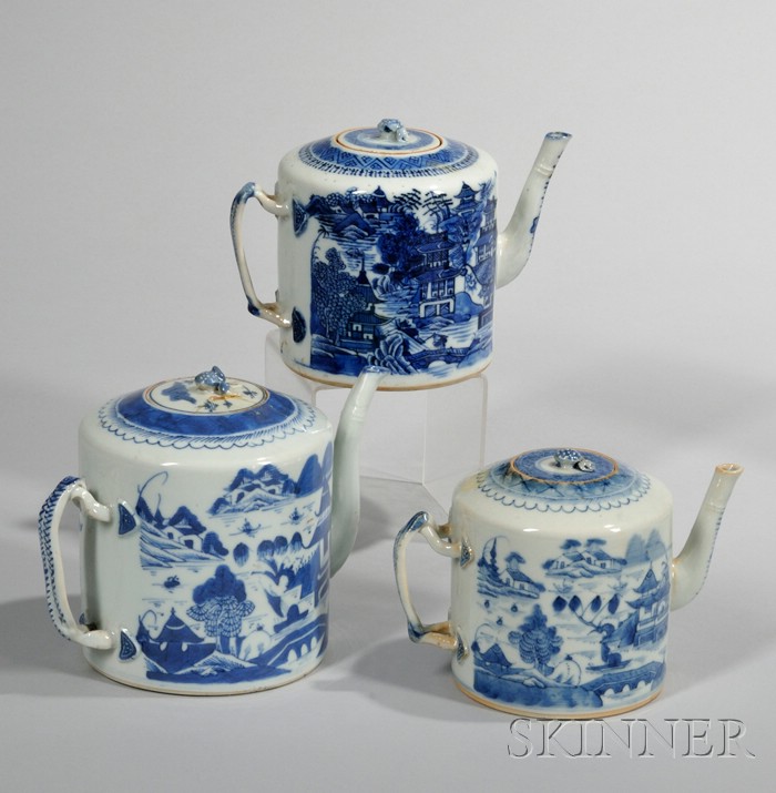 Appraisal: Three Chinese Export Porcelain Canton Teapots