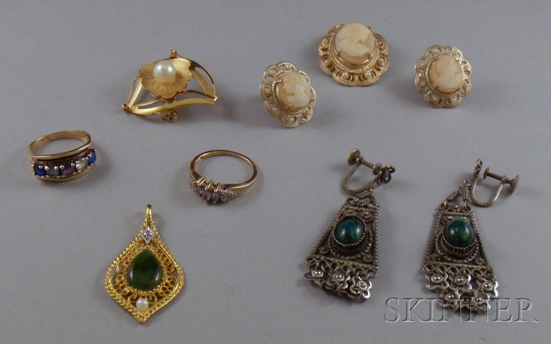 Appraisal: Small Group of Assorted Estate and Costume Jewelry including an