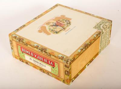 Appraisal: A sealed boxed set of twenty-five Romeo Y Julieta Churchills