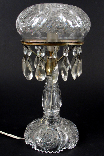 Appraisal: AN AMERICAN BRILLIANT PERIOD CUT CRYSTAL LAMP in the hobstar-pinwheel