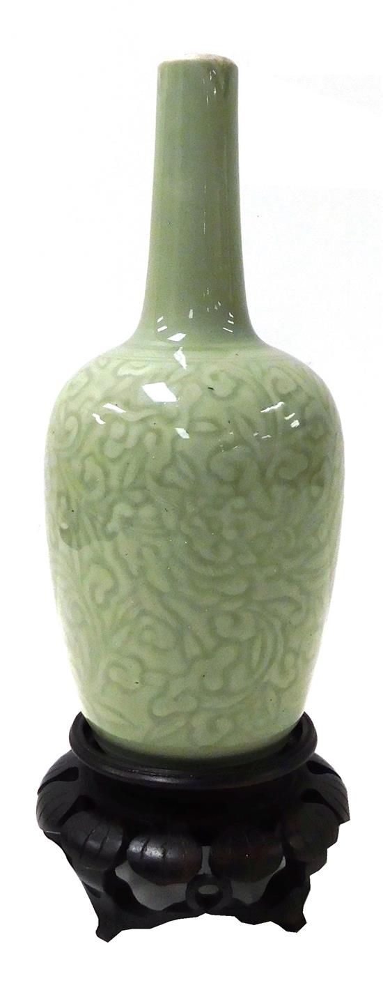 Appraisal: ASIAN Chinese ceramic celadon vase Qing Dynasty - bottle form